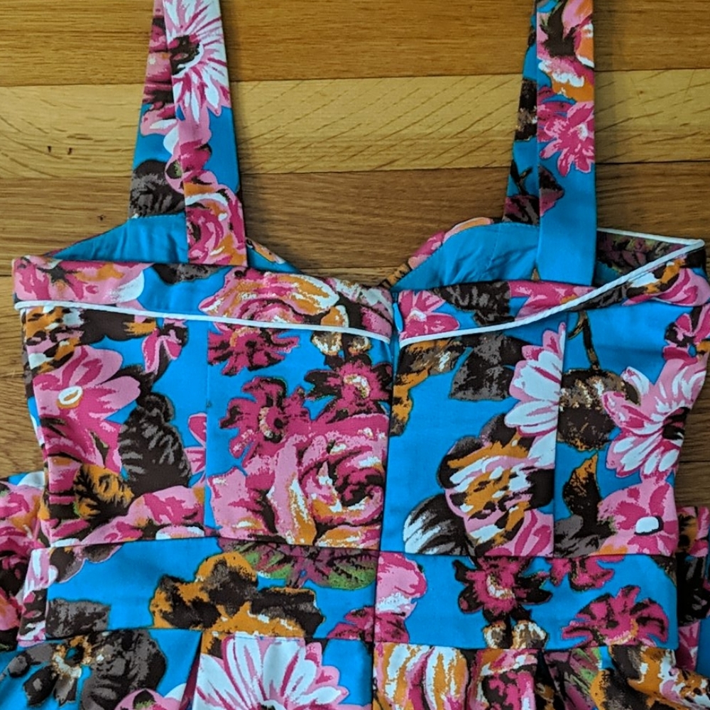 Beach Bash Dress - Bettie Page - Tatyana *XS* - Picture 5 of 5